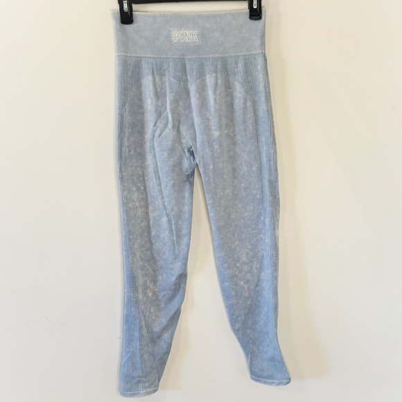 VICTORIA’S SECRET Seamless Acid Wash Leggings - Picture 3 of 5